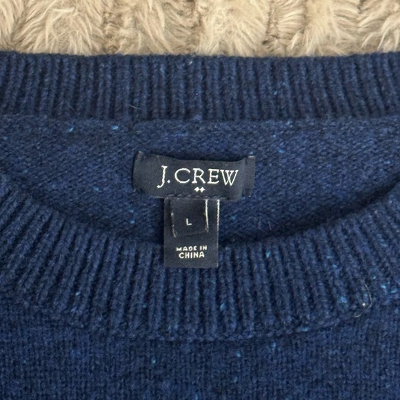 Men’s (L) J. Crew Lambs Wool Crewneck & Nylon & Faux Leather Elbow Patches. - Picture 2 of 3